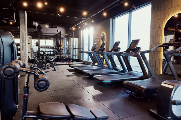 Modernes Fitnessstudio
